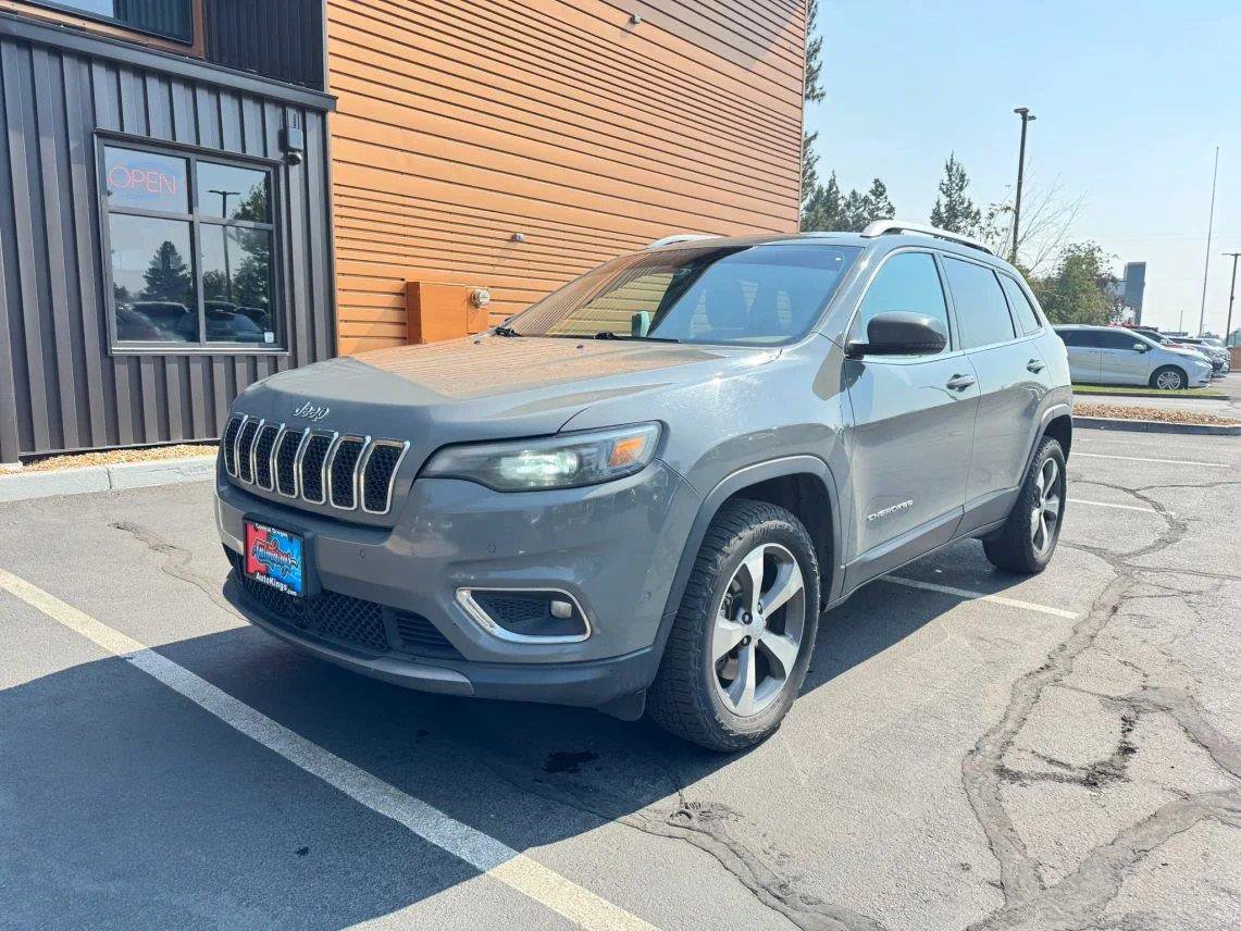 Used 2020 Jeep Cherokee Limited w/ Technology Group AWD/4WD image 1