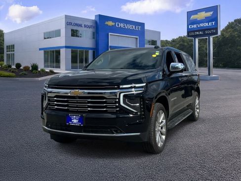 Certified 2025 Chevrolet Suburban Premier w/ Sun And Tow Package image 1