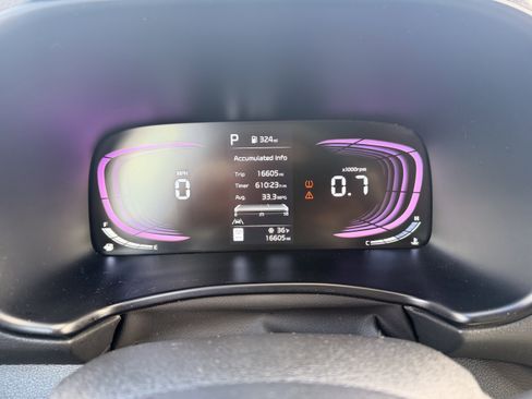 Used 2025 Kia Soul LX w/ LX Technology Package image 17