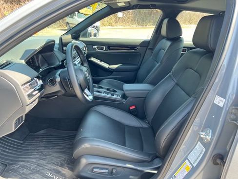 Used 2025 Honda Civic Sport Touring image 15
