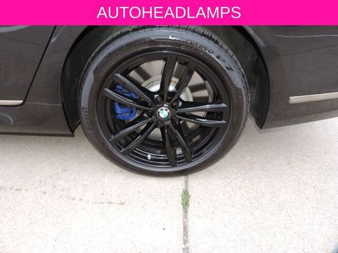 Used 2021 BMW M760i xDrive M760i w/ Luxury Rear Seating Package image 13