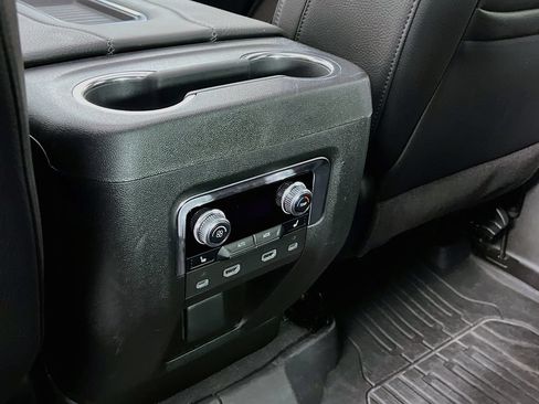 Certified 2024 GMC Yukon Denali w/ Advanced Technology Package AWD/4WD image 26