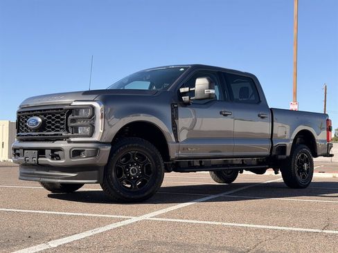 Used 2024 Ford F350 XLT w/ XLT Premium Package image 9