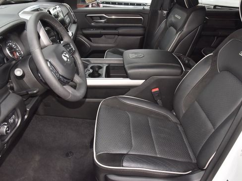 Used 2025 RAM 1500 Laramie w/ Sport Appearance Package image 13