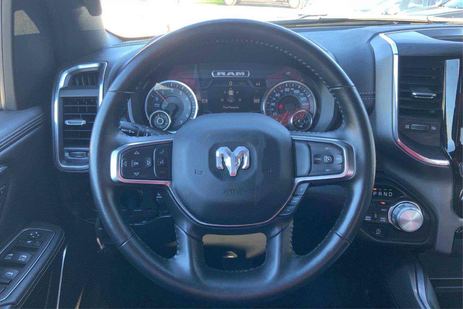 Used 2024 RAM 1500 Laramie AWD/4WD image 16