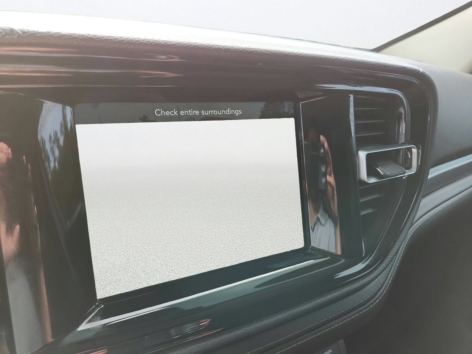 Used 2022 Dodge Durango SXT AWD/4WD image 32