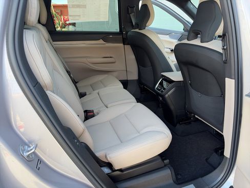 New 2026 Volvo EX90 Plus image 14