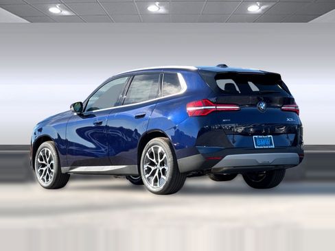 Used 2026 BMW X3 xDrive30i w/ Premium Package AWD/4WD image 3