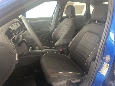 Certified 2023 Volkswagen Jetta Sport image 17