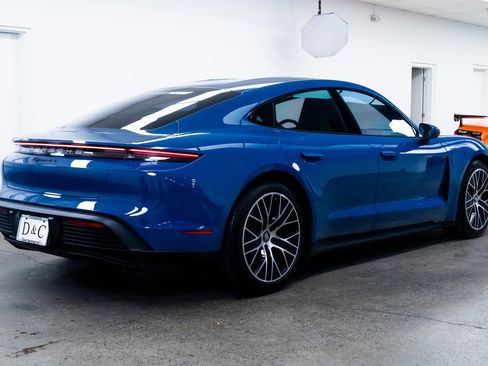 Used 2023 Porsche Taycan 4S image 6