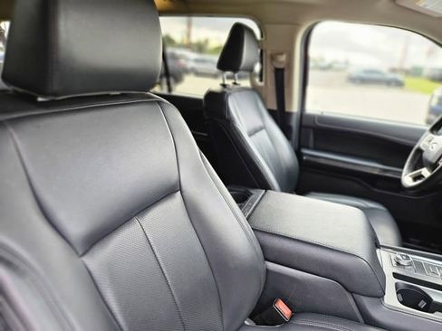 Used 2024 Ford Expedition Max XLT AWD/4WD image 14