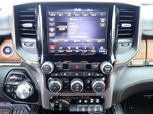 Used 2020 RAM 1500 Limited w/ Body Color Bumper Group image 25