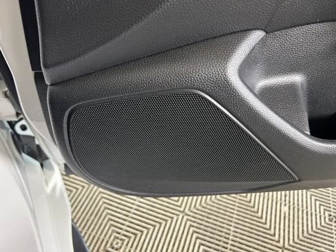 Used 2018 Honda Accord Touring image 29