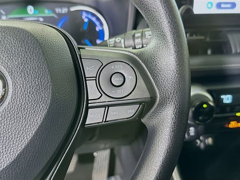 Used 2024 Toyota RAV4 Hybrid Woodland image 17