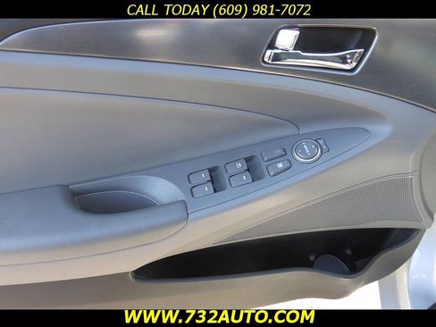 Used 2011 Hyundai Sonata Hybrid image 31