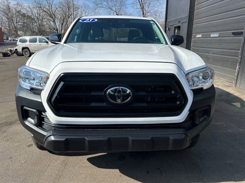 Used 2023 Toyota Tacoma SR image 7