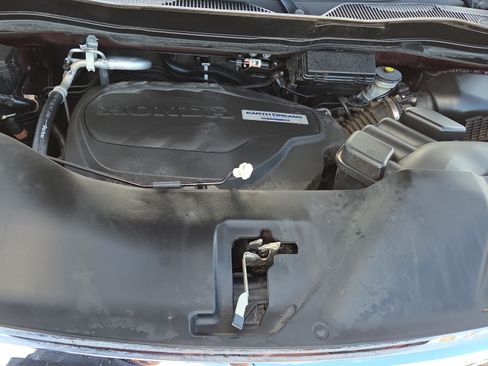 Used 2016 Honda Pilot Touring image 19