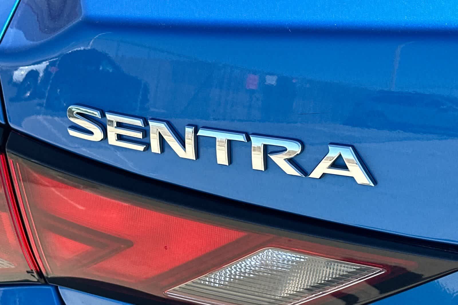Used 2025 Nissan Sentra SV FWD image 25