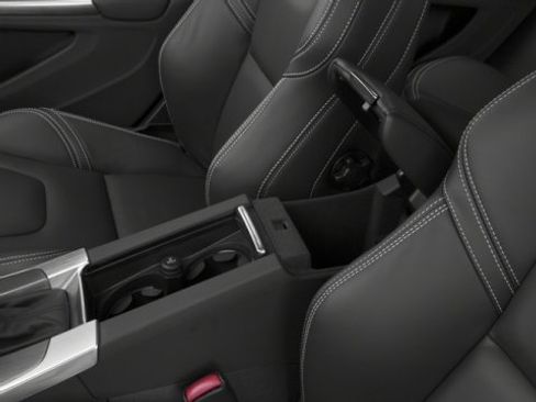 Used 2015 Volvo S60 T5 Premier w/ Convenience Package image 17