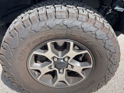 Used 2021 Jeep Wrangler Unlimited Rubicon image 7