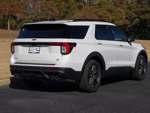 New 2026 Ford Explorer ST AWD/4WD image 6