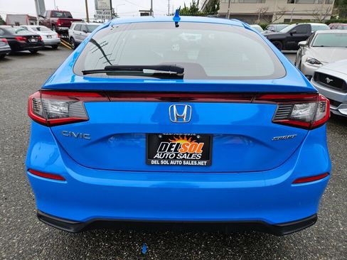 Used 2022 Honda Civic Sport image 14