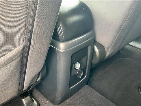 Used 2018 Dodge Journey SXT w/ Connectivity Group image 35