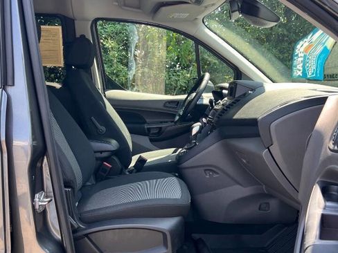 Used 2022 Ford Transit Connect XL FWD image 16