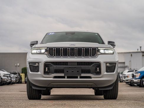 Used 2023 Jeep Grand Cherokee L Overland w/ Rear Seat Video Group I image 2