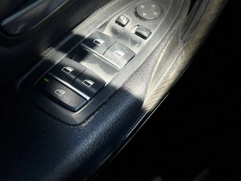 Used 2018 BMW 330i Sedan w/ Convenience Package RWD image 33