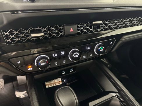 Used 2024 Honda Accord EX-L image 25