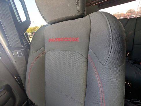 Used 2021 Jeep Wrangler Unlimited Rubicon w/ Xtreme Recon 35" Tire Package image 14