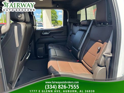 Used 2024 GMC Sierra 1500 Denali w/ Denali Reserve Package AWD/4WD image 11