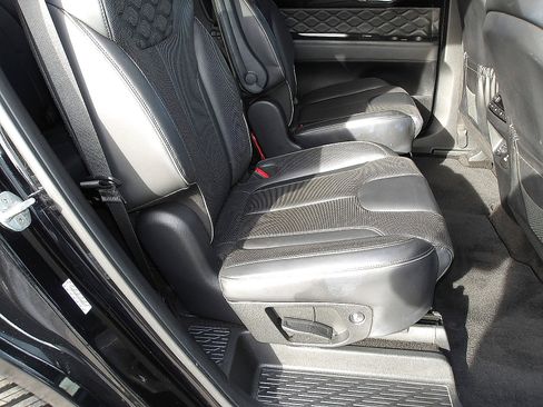 Certified 2022 Hyundai Palisade Calligraphy image 11