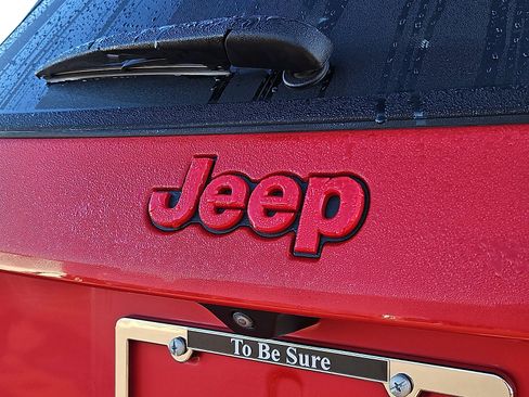 Used 2022 Jeep Compass Limited image 29