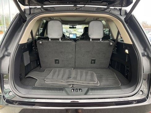 Certified 2023 Lincoln Aviator Grand Touring w/ Equipment Group 301A image 11