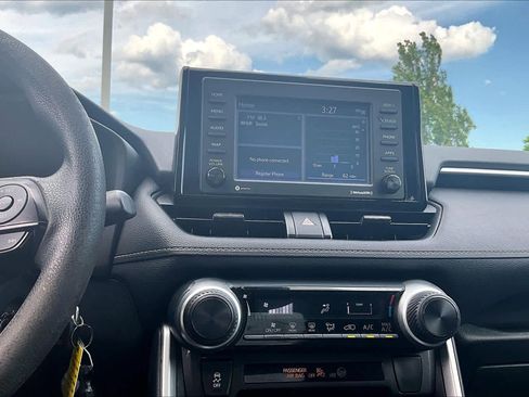 Used 2020 Toyota RAV4 LE w/ All Weather Liner Package FWD image 35