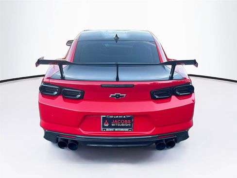 Used 2019 Chevrolet Camaro ZL1 w/ LPO, ZL1 Protection Package image 6