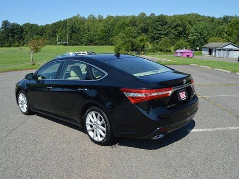 Used 2013 Toyota Avalon Limited FWD image 58