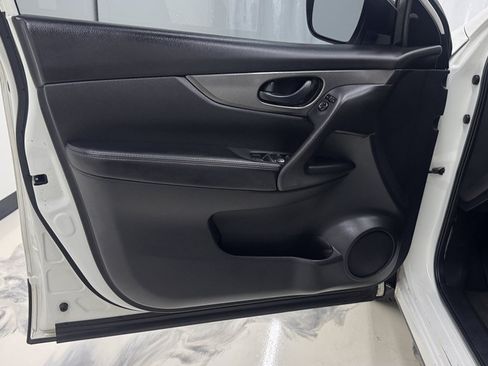 Used 2019 Nissan Rogue Sport S AWD/4WD image 14