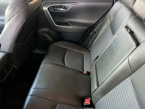 Used 2019 Toyota RAV4 XSE w/ XSE Weather Package AWD/4WD image 5