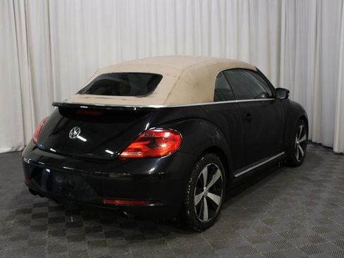 Used 2015 Volkswagen Beetle R-Line image 22