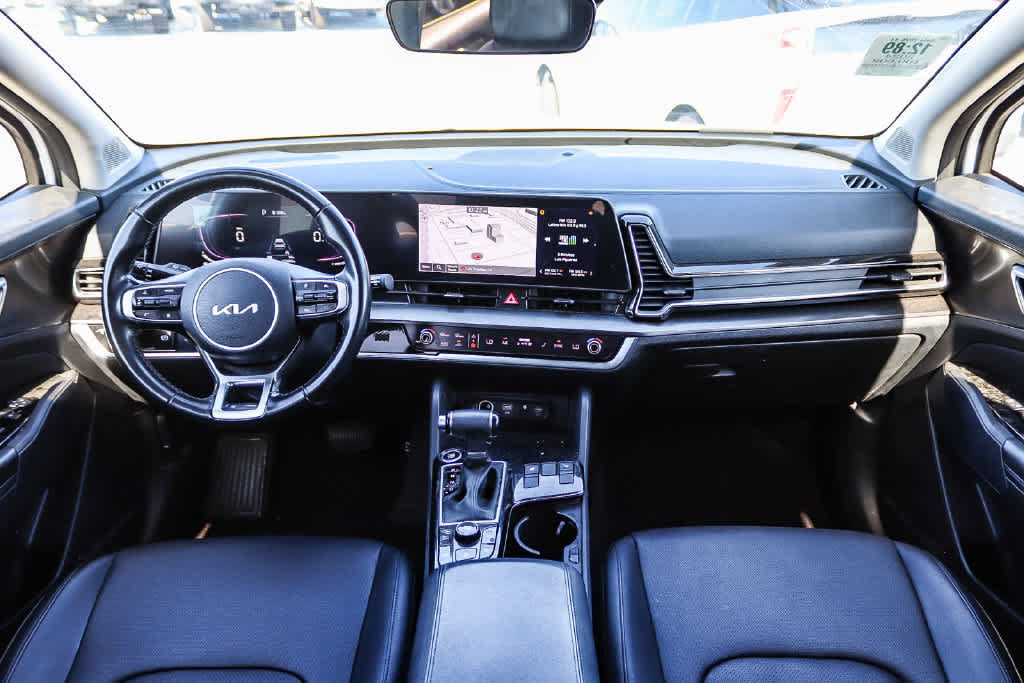 Used 2024 Kia Sportage EX FWD image 12