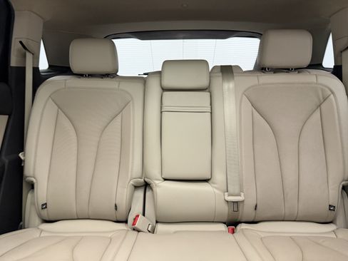 Used 2019 Lincoln Nautilus Reserve FWD image 28
