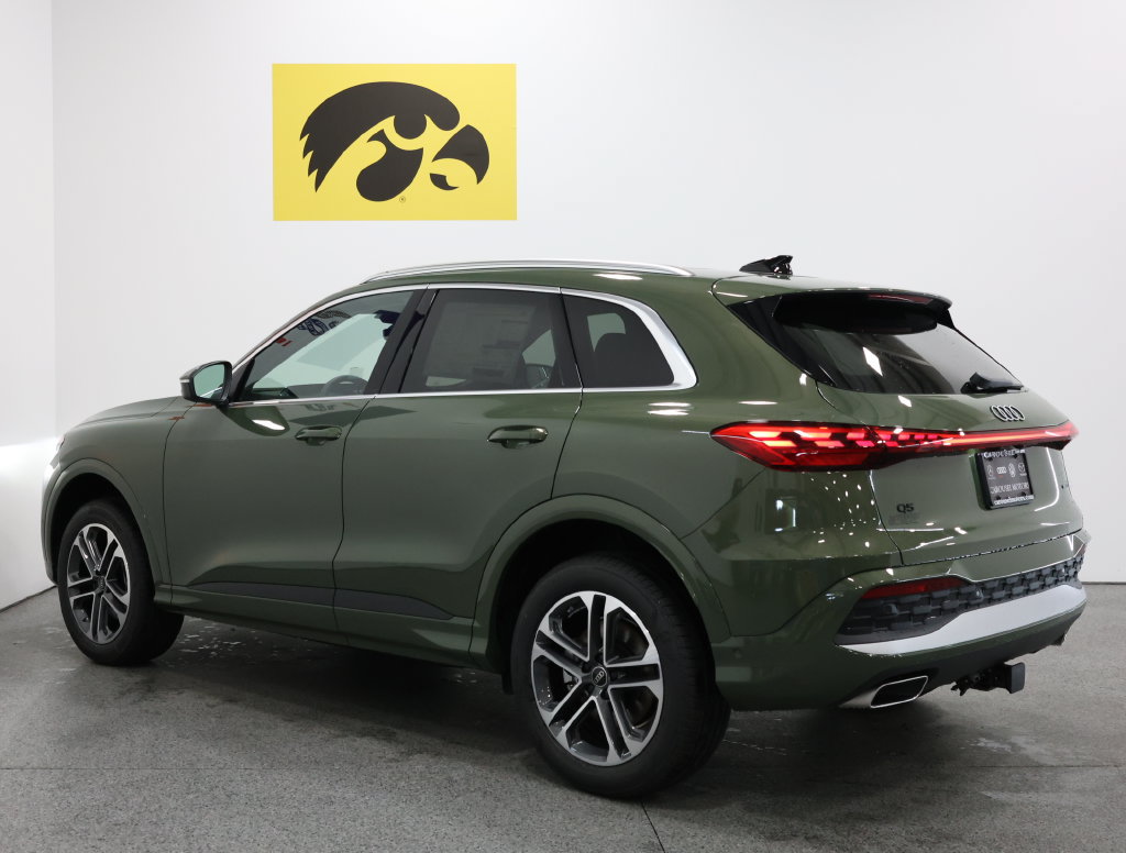 New 2026 Audi Q5 Premium AWD/4WD image 9
