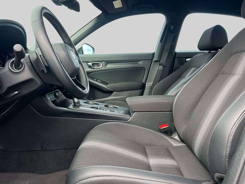 Used 2025 Honda Civic Sport image 16