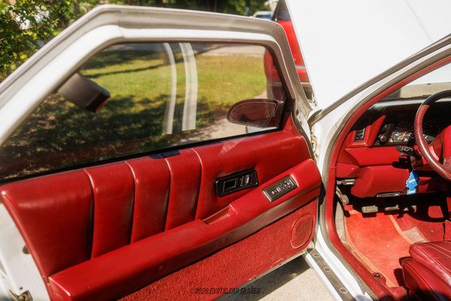 Used 1988 Dodge Daytona Shelby Z FWD image 30