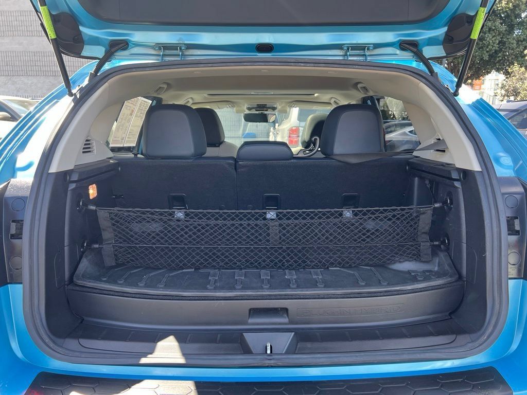 Used 2020 Subaru Crosstrek Hybrid w/ Moonroof Package w/Navigation AWD/4WD image 41