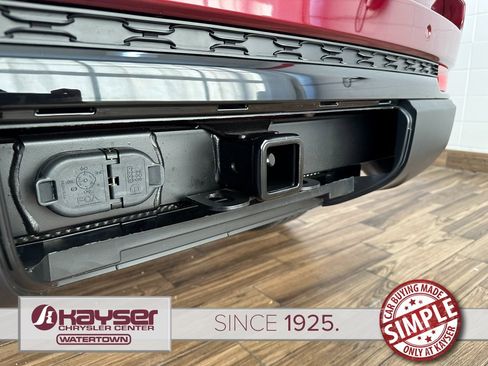 New 2025 Jeep Grand Cherokee Limited w/ Black Appearance Package image 8