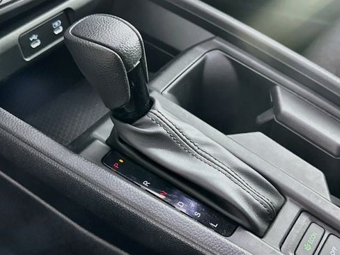 Used 2023 Honda Accord LX image 22